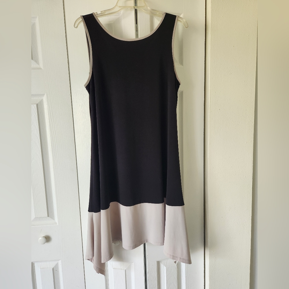 Women's Sleeveless Asymmetrical Dress